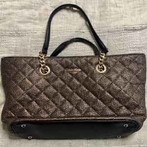 Chic Calvin Klein Quilted Handbag